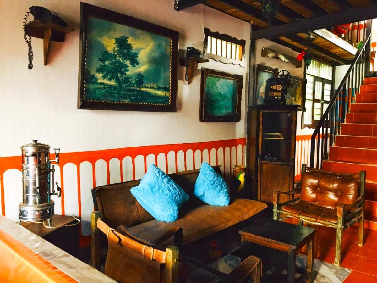 فندق Casa Turistica Art-Velez سالنتو المظهر الخارجي الصورة